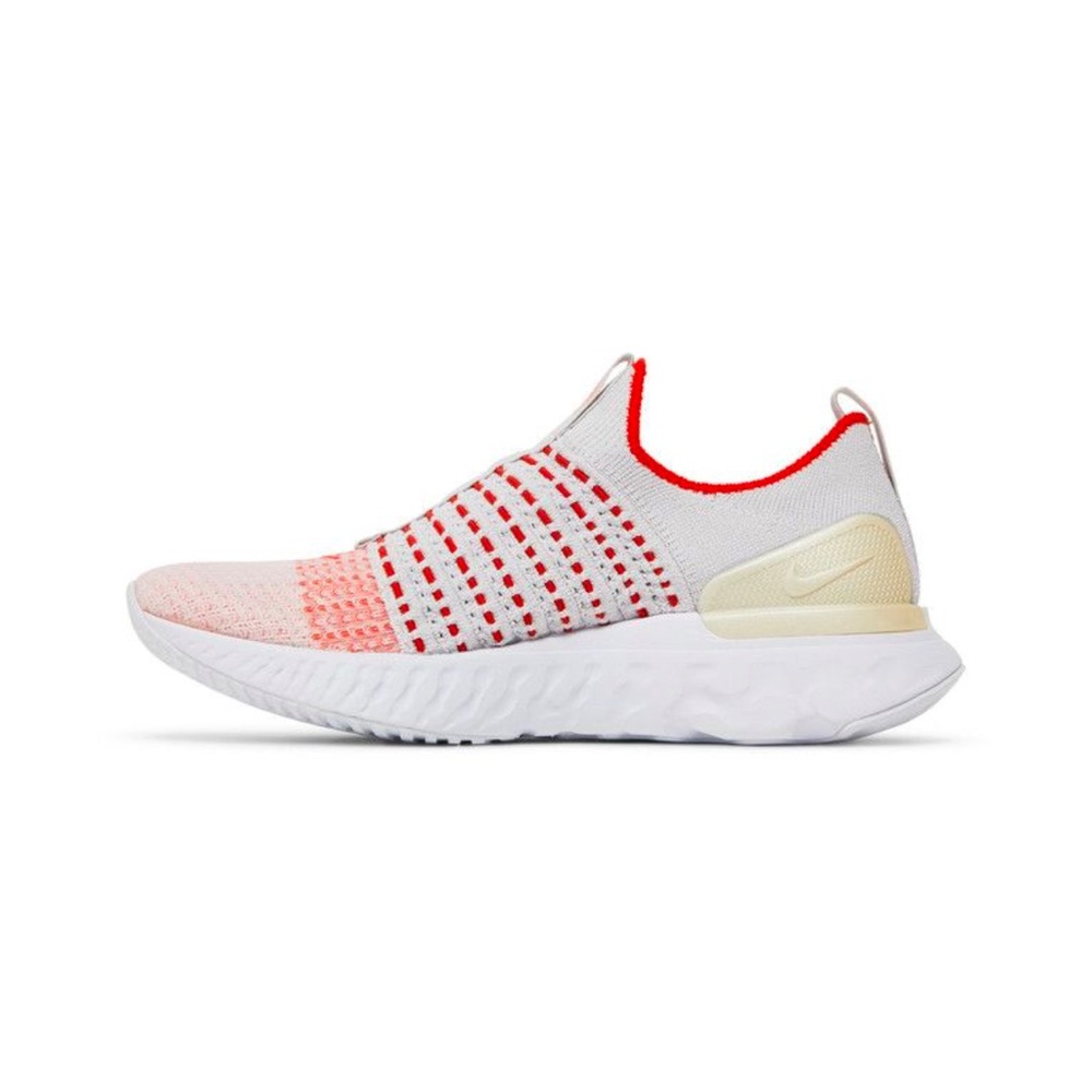 Wmns React Phantom Run Flyknit
2 'Vast Grey Orange'
